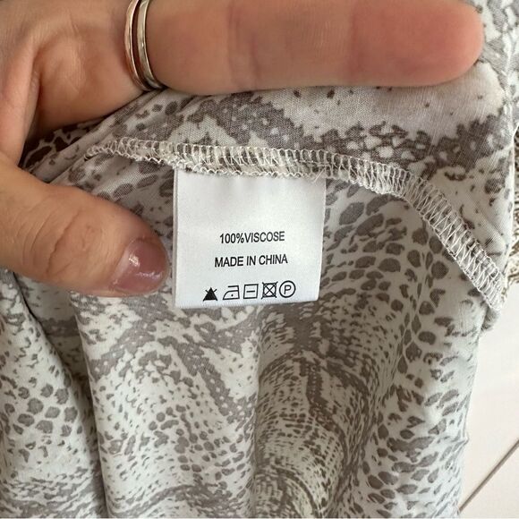 MELISSA ODABASH Farrah snake-print crepe kaftan - Picture 5 of 8